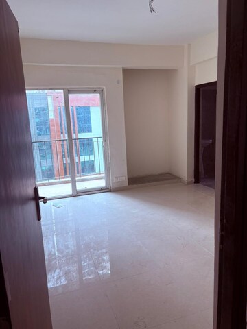 Room in 4 BHK Apartment at Rudra Palace Heights, Sector 1 Greater Noida – for Sale