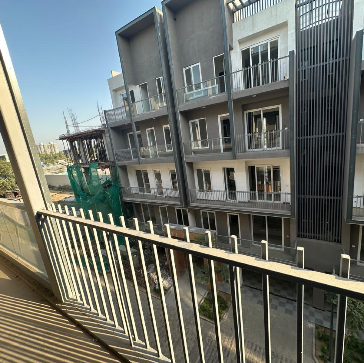 3 BHK Builder Floor For Sale in Smart World Orchard