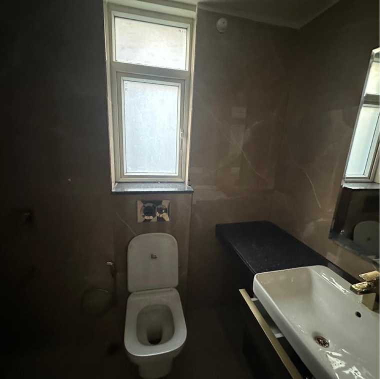 Bathroom, smart-world-orchard 3 Bedroom 1680 Sq.Ft. Builder Floor In Sector 61 Gurgaon 9252256