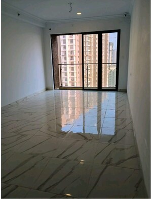 Room in 2 BHK Apartment at Risland The Icon, Dhokali – for Rent