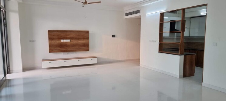 Room, mantri-pinnacle 3 Bedroom 2405 Sq.Ft. Apartment In Hulimavu Bangalore 9252289