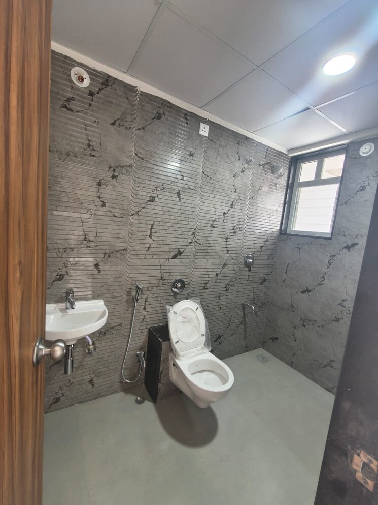 Bathroom, dream-metropark-county 3 Bedroom 1001 Sq.Ft. Apartment In Balewadi Pune 9252306