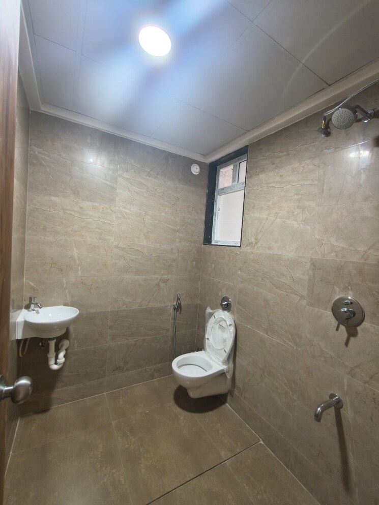 Bathroom, dream-metropark-county 3 Bedroom 1001 Sq.Ft. Apartment In Balewadi Pune 9252306