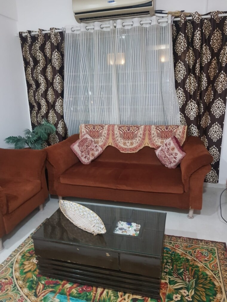 Living Room, takshila-chs 2 Bedroom 975 Sq.Ft. Apartment In Andheri East Mumbai 9252401