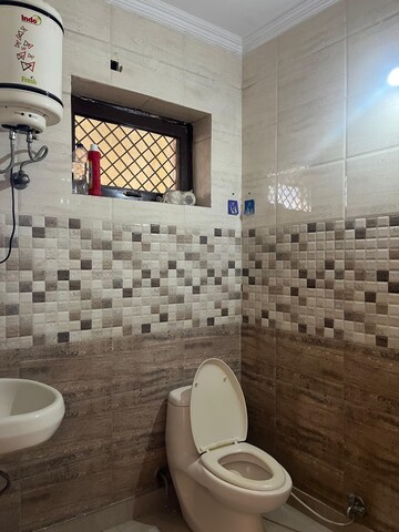 Bathroom in 3 BHK Builder Floor at Ansal Plaza Sector-23, Sector 23 – for Rent