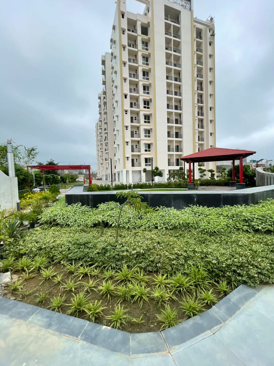 2 BHK + Pooja Room 1000 Sq.Ft. Apartment in RNA NG Vibrancy
