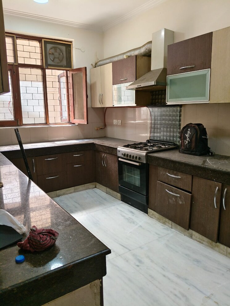 Kitchen, vasant vihar 4 Bedroom 2500 Sq.Ft. Builder Floor In Vasant Vihar Delhi 9252532