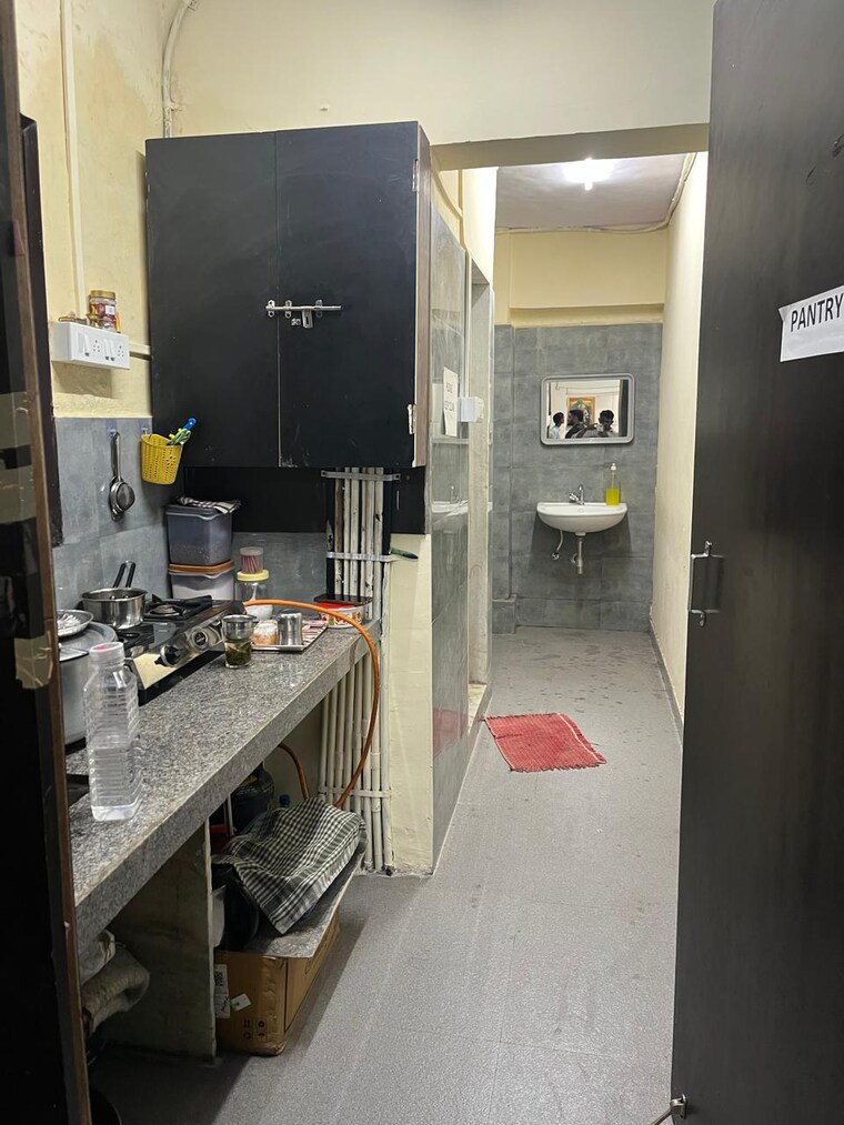 Kitchen, shiv-krupa-commercial-complex Commercial Office Space 2300 Sq.Ft. In Naupada Thane 9252518