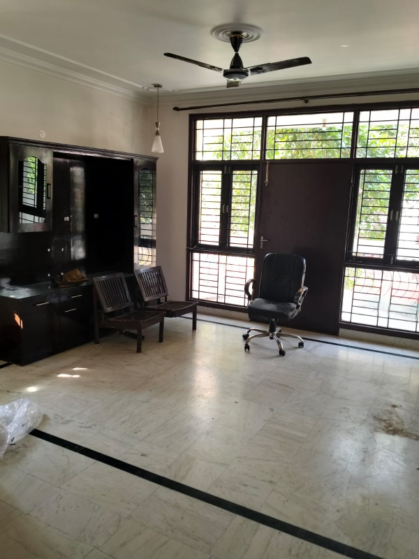 4 BHK + Servant Room Apartment For Sale in Elan The Presidential