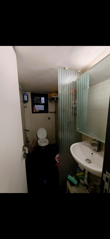 Bathroom in 1.5 BHK Apartment at Nandan Society, Dadar West – for Rent