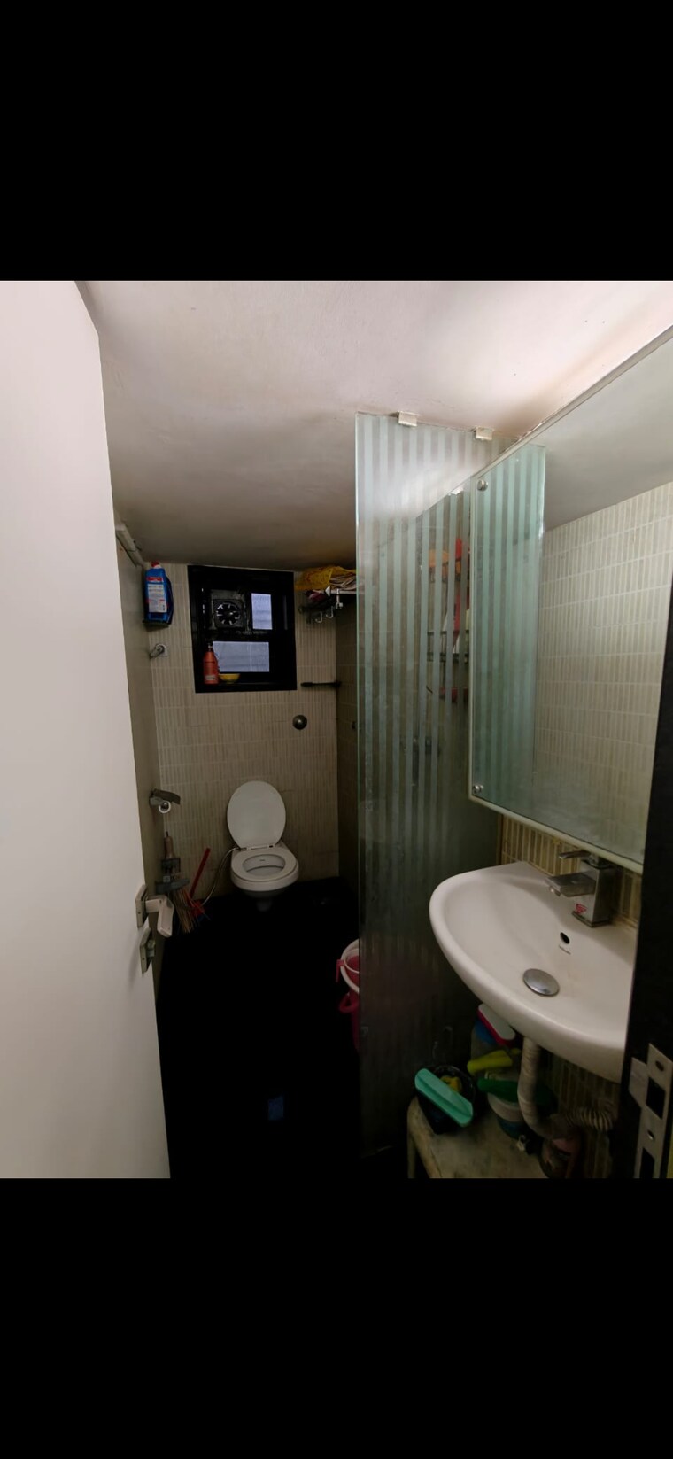 Bathroom, nandan-society 1.5 Bedroom 600 Sq.Ft. Apartment In Dadar West Mumbai 9252583