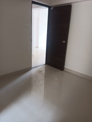 Room in 2 BHK Apartment at DGS Sheetal Tapovan, Malad East – for Rent