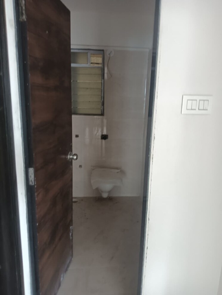 Bathroom, dgs-sheetal-tapovan 2 Bedroom 580 Sq.Ft. Apartment In Malad East Mumbai 9252549