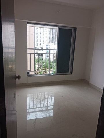 Room in 2 BHK Apartment at DGS Sheetal Tapovan, Malad East – for Rent