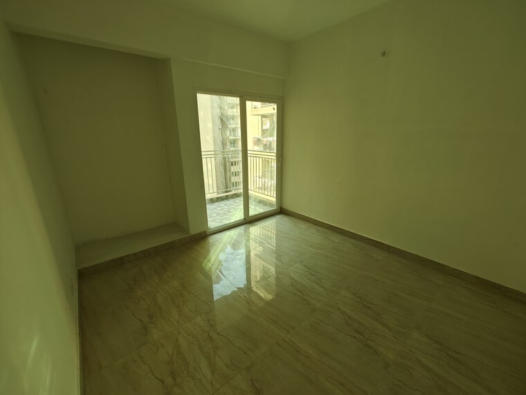 Room, migsun-vilaasa 3 Bedroom 1075 Sq.Ft. Apartment In Eta Ii Greater Noida Greater Noida 9252563