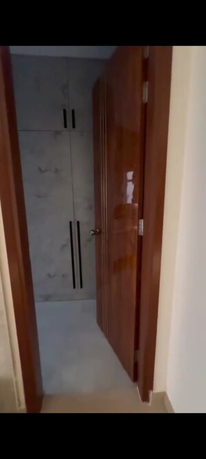 Furnished Amenities in 4 BHK Builder Floor at Sector 86 – for Sale