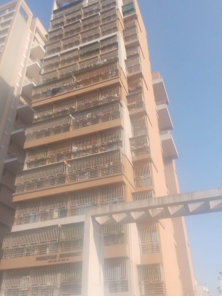 Exterior View, villa-signature-residency 5 Bedroom 1900 Sq.Ft. Apartment In Dronagiri Navi Mumbai 9252554