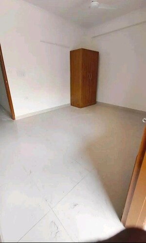 Room in 1 BHK Builder Floor at Chattarpur – for Rent