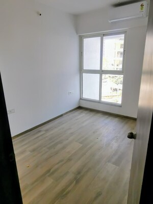 Room in 3 BHK Apartment at Goel Ganga Serio, Kharadi – for Rent