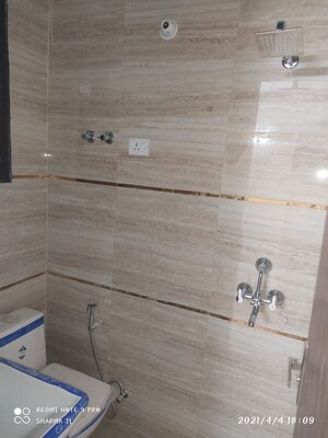 Bathroom in 2 BHK Apartment at Palm Residency Chhatarpur, Chattarpur – for Rent