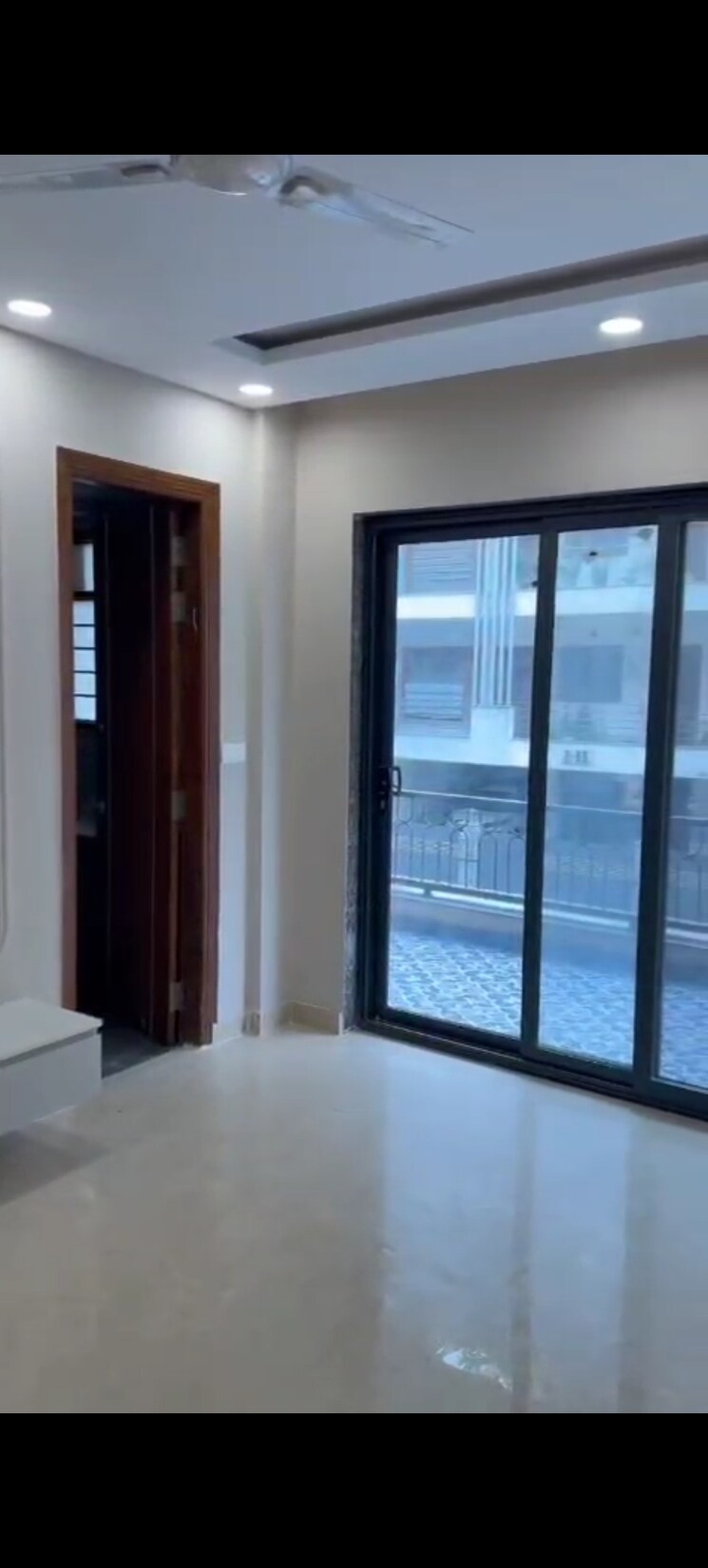 Room, sector 85 4 Bedroom 259 Sq.Yd. Builder Floor In Sector 85 Faridabad 9252632