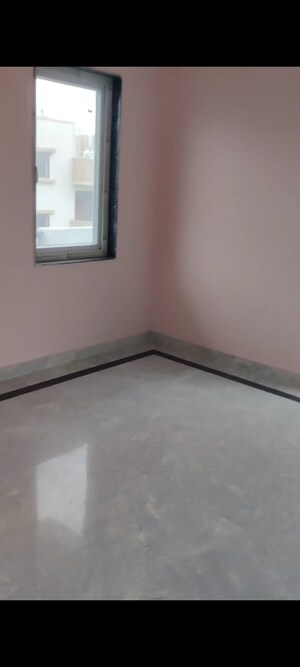 Room in 3 BHK Builder Floor at Wave Prime Floors, Wave City – for Rent