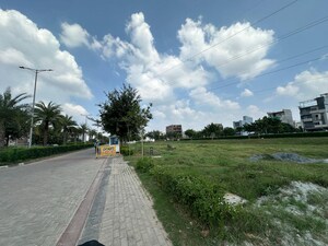  Plot For Sale in BPTP Eden Estate, Sector 81