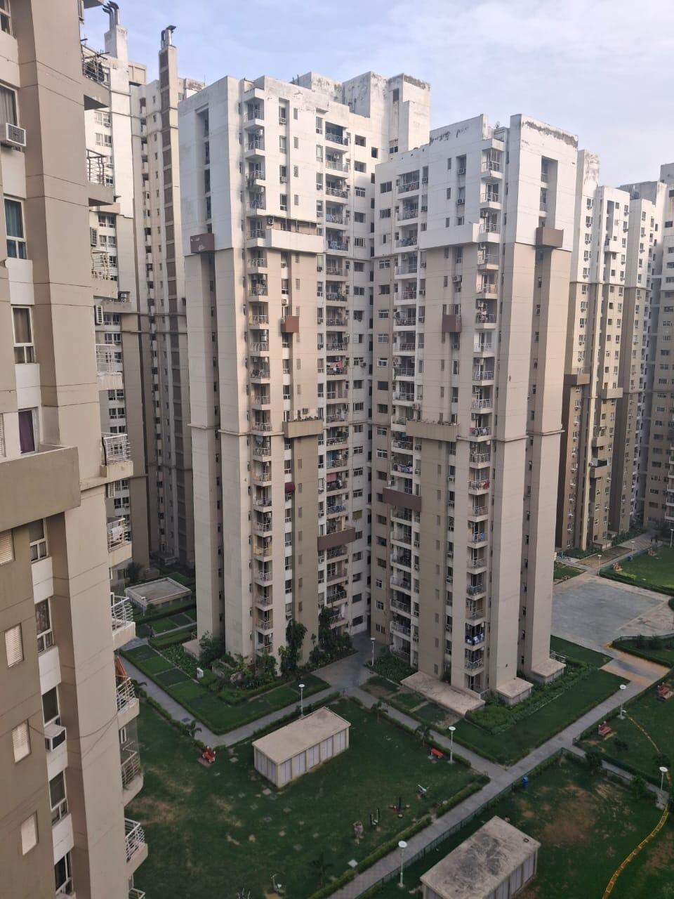 3 BHK 1691 Sq.Ft. Apartment in 3C Lotus Boulevard