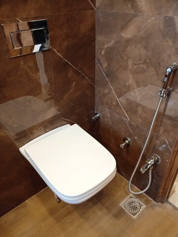 Bathroom in 3 BHK Builder Floor at Fidato Honour Homes, Sector 89 – for Sale
