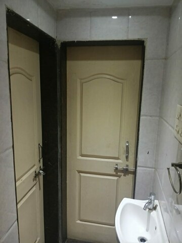 Bathroom in 3 BHK Apartment at Chinchwad – for Rent