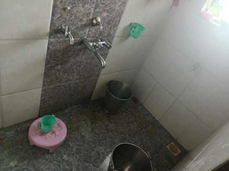 Bathroom, chinchwad 3 Bedroom 1400 Sq.Ft. Apartment In Chinchwad Pune 9252648