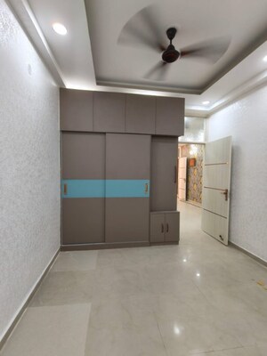 2 BHK Builder Floor For Rent in Kamras Apartment, Indrapuram