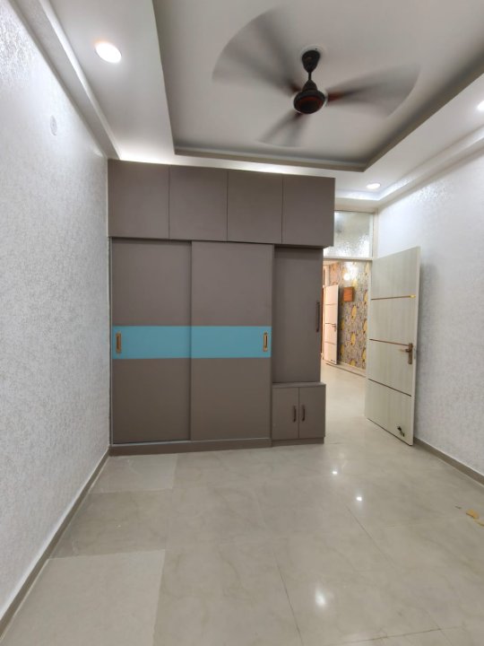 2 BHK Builder Floor For Rent in Kamras Apartment