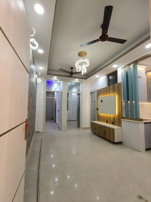 Living Room in 2 BHK Builder Floor at Kamras Apartment, Indrapuram – for Rent