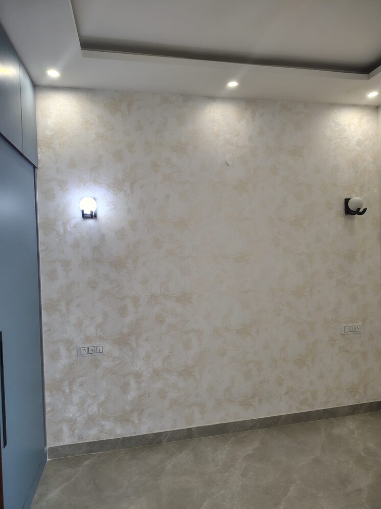 undefined, dhakoli 3 Bedroom 900 Sq.Ft. Builder Floor In Dhakoli Zirakpur 9252670