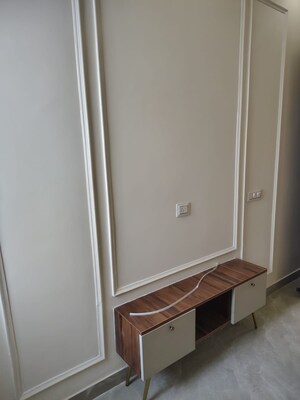 Furnished Amenities in 3 BHK Builder Floor at Dhakoli – for Sale