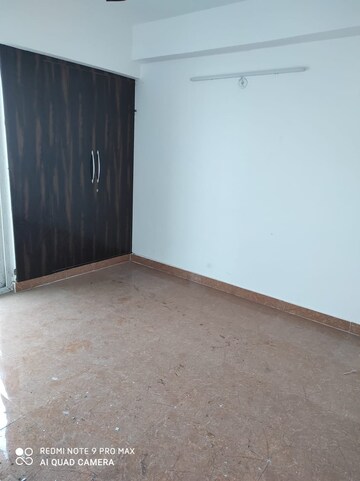 Room in 2 BHK Apartment at Migsun Twinz, Eta Ii Greater Noida – for Sale