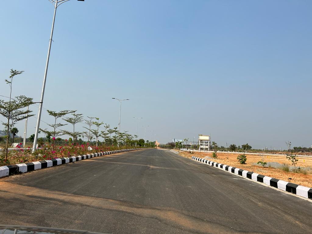 Plot For Sale in Jbs Serene City