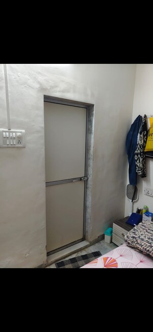 Furnished Amenities in 2 BHK Apartment at Sunrise Apartment Mahim, Mahim – for Rent