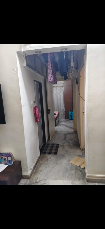 Building Lobby in 2 BHK Apartment at Sunrise Apartment Mahim, Mahim – for Rent