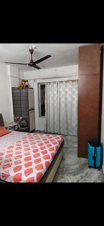 Bedroom in 2 BHK Apartment at Sunrise Apartment Mahim, Mahim – for Rent