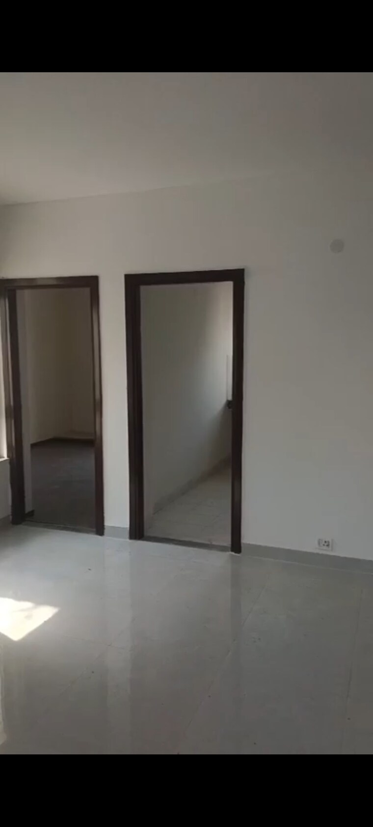 Room, sector 86 4 Bedroom 300 Sq.Yd. Builder Floor In Sector 86 Faridabad 9252692