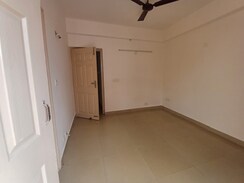 2 BHK + Extra Room Apartment For Sale in Supertech Cape Town