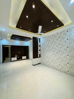 Room in 2 BHK Apartment at Sunny Enclave – for Sale