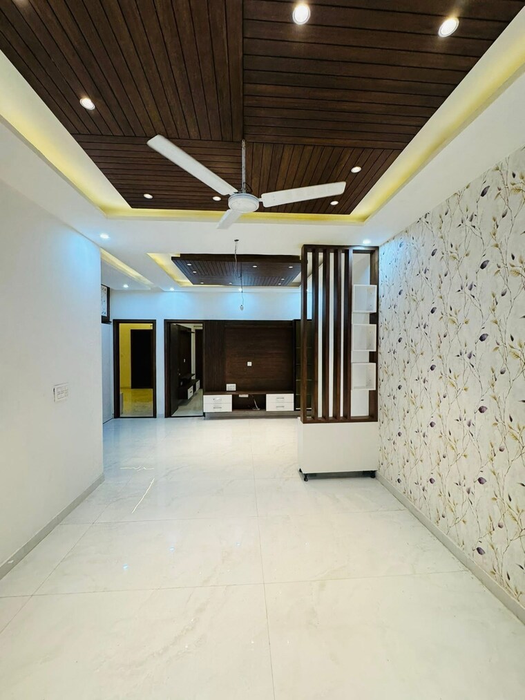 Room, sunny enclave 2 Bedroom 110 Sq.Yd. Apartment In Sunny Enclave Mohali 9252726