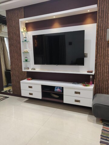 Room in 1 BHK Apartment at Raunak Bliss, Ghodbunder Road – for Rent