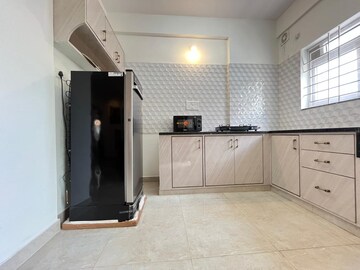 Living Room in 2 BHK Apartment at Indiranagar – for Rent