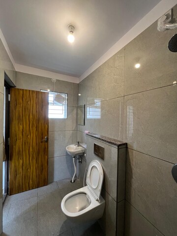 Bathroom in 2 BHK Apartment at Indiranagar – for Rent