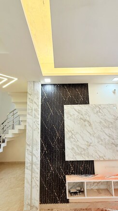 3 BHK + Pooja Room,Study Room,Extra Room Villa For Sale in Manju Property