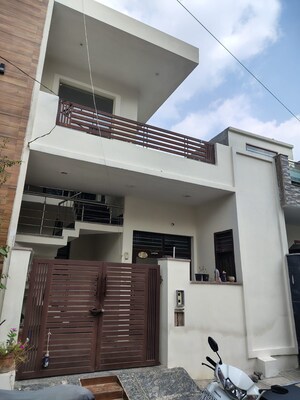 3 BHK Builder Floor For Sale in Dhakoli